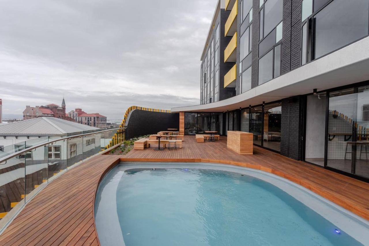 Brand New Penthouse With Waterfront Views Daire Cape Town Dış mekan fotoğraf