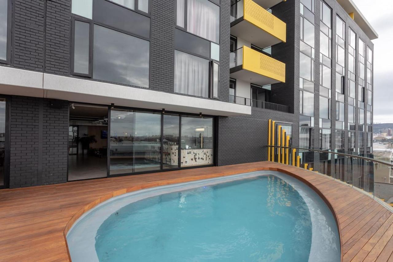 Brand New Penthouse With Waterfront Views Daire Cape Town Dış mekan fotoğraf